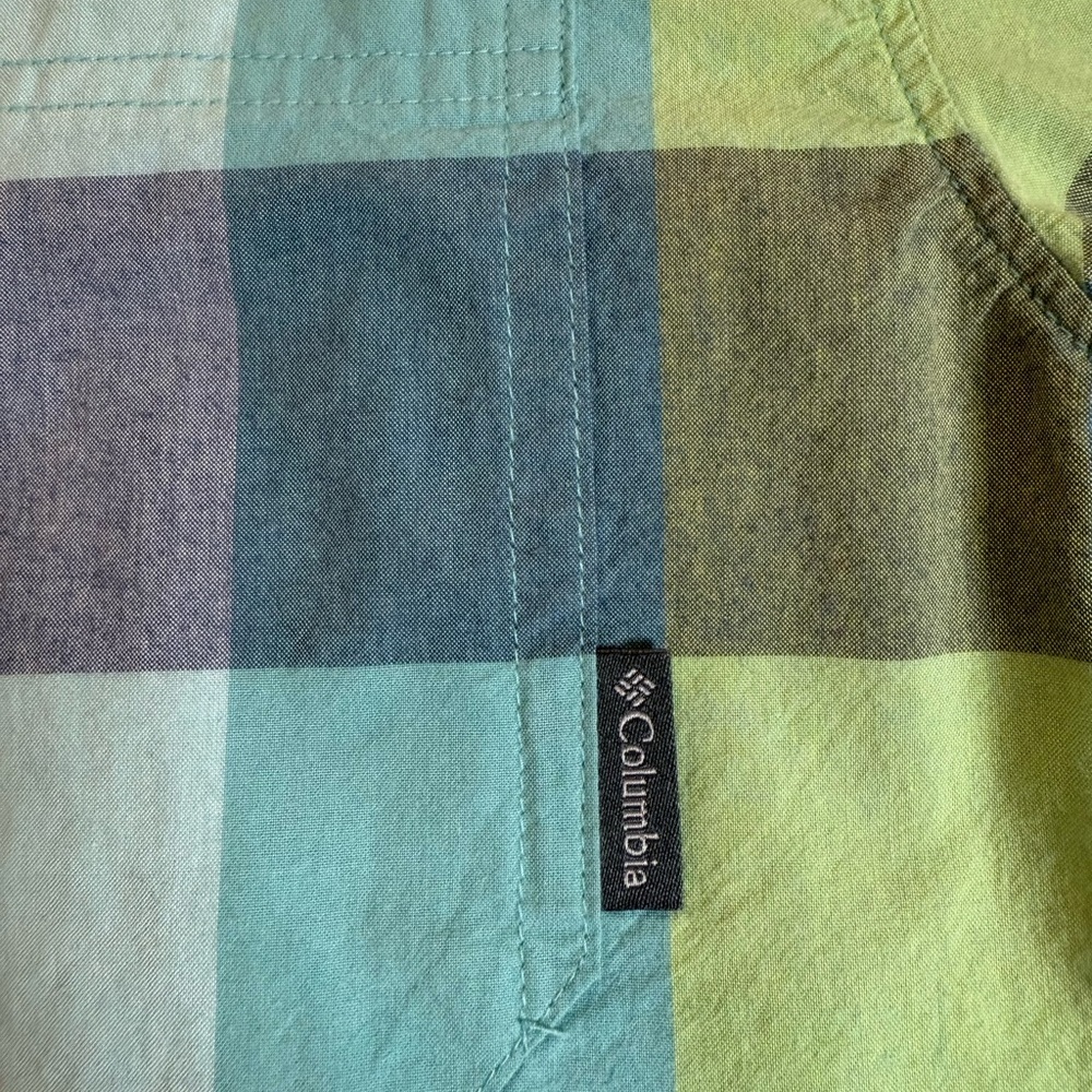 Columbia Men's Blue and Green Plaid Button Down Shirt - Picture 3 of 5